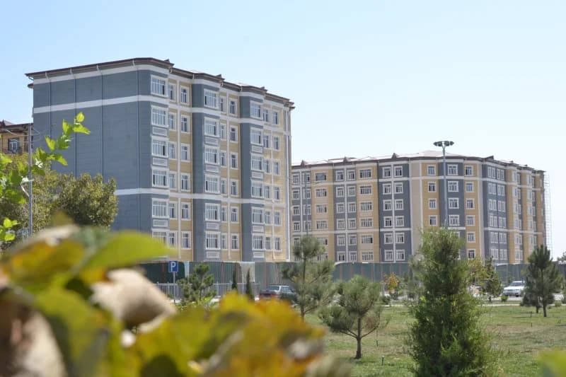 Современные многоквартирные жилые дома