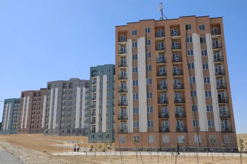 Современные многоэтажные многоквартирные дома