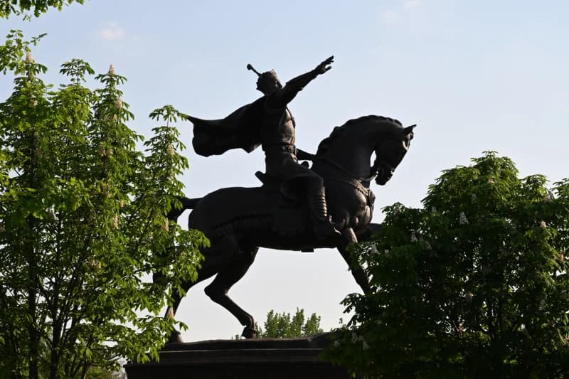 Amir Timur equestrian statue in Tashkent