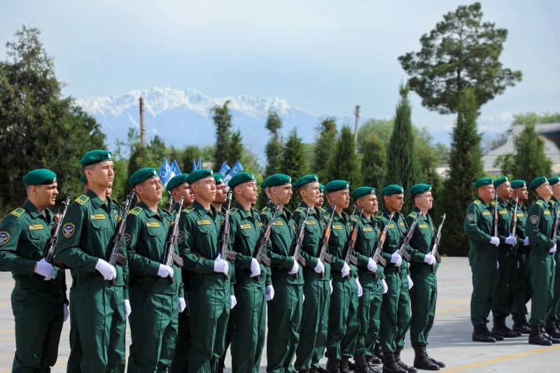 Harbiy qasamyod - photo 15
