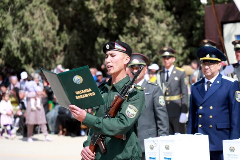 Harbiy qasamyod - photo 19