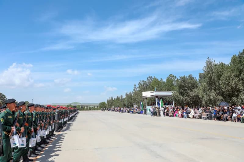 Harbiy qasamyod - photo 6