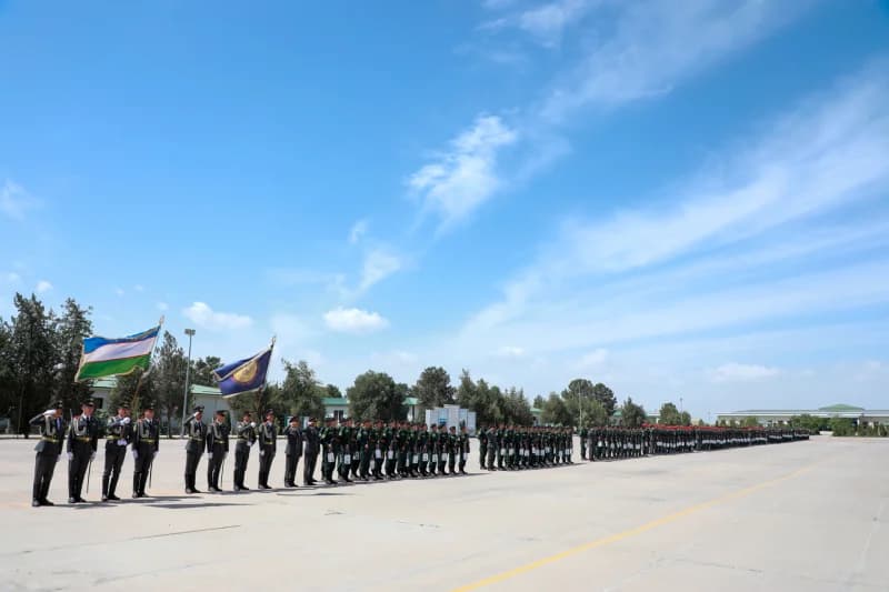Harbiy qasamyod - photo 3