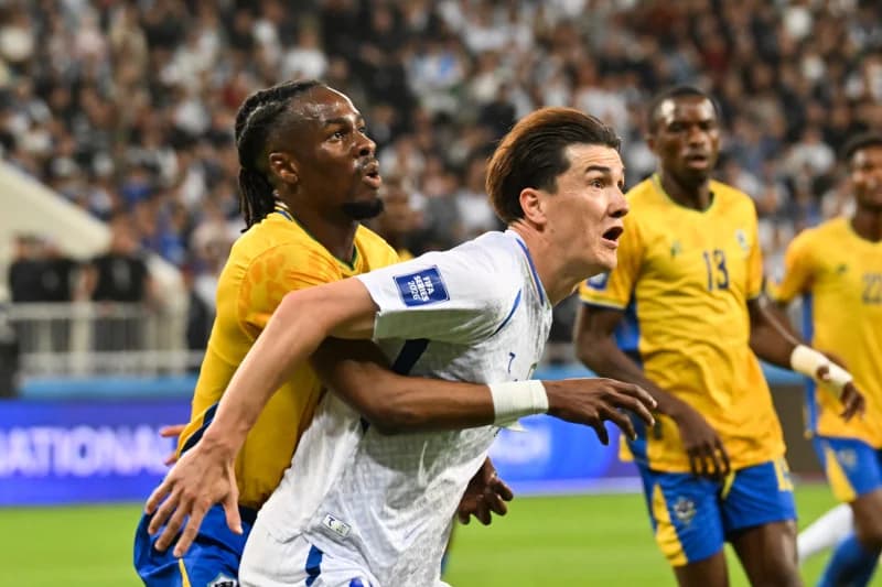 O'zbekiston - Gabon milliy milliy terma jamoalari toshkentda o'rtoqlik uchrashuvidan lavhalar - fotosurat 7