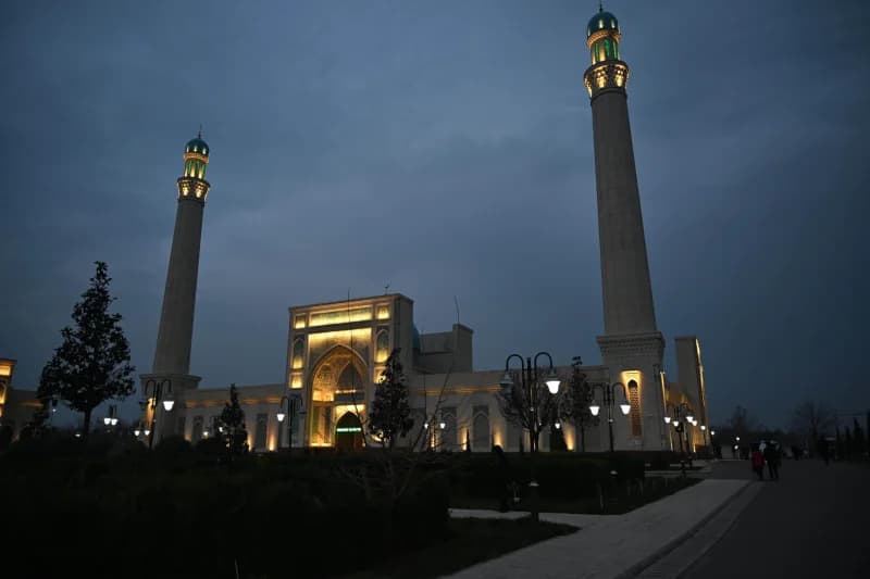 Shayx Muhammad Sodiq Muhammad Yusuf nomidagi masjid - fotosurat 2