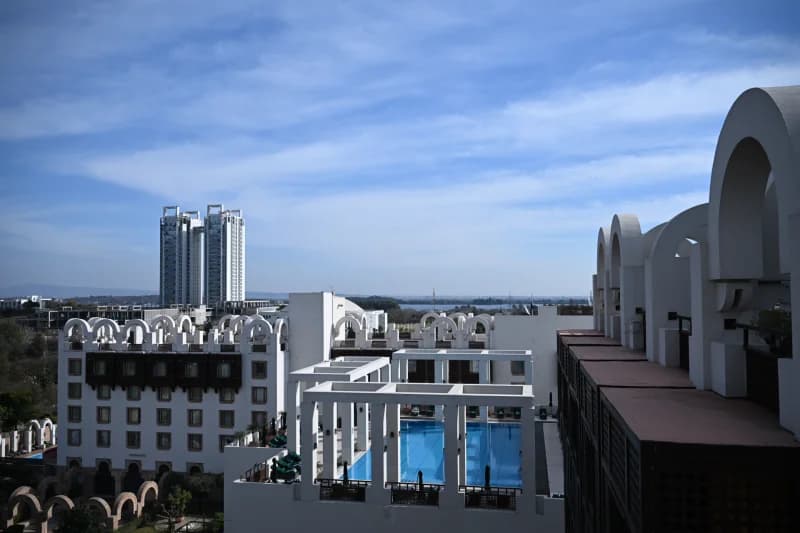 Modern hotel complex overlooks city