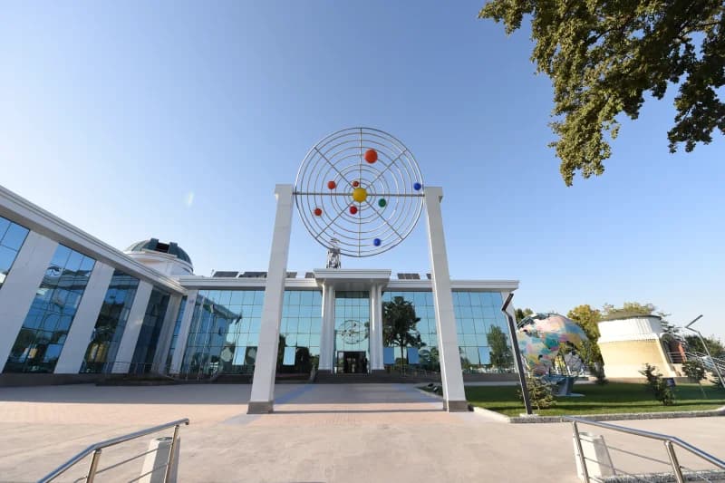 Mirzo Ulug'bek nomidagi ixtisoslashtirilgan davlat umumta'lim maktab-internati - photo 19