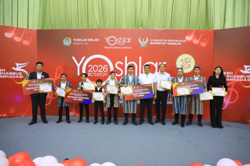 Youth receive awards at ceremony