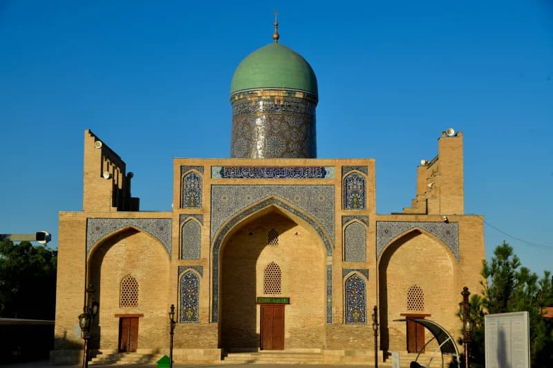 Qosim Shayx Azizon majmuasi - фото 10