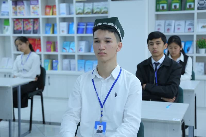 Учащиеся, посещающие занятия в библиотеке