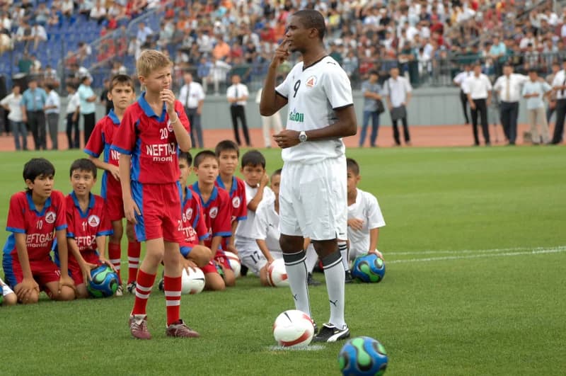 Kamerunlik futbol afsonasi - photo 8