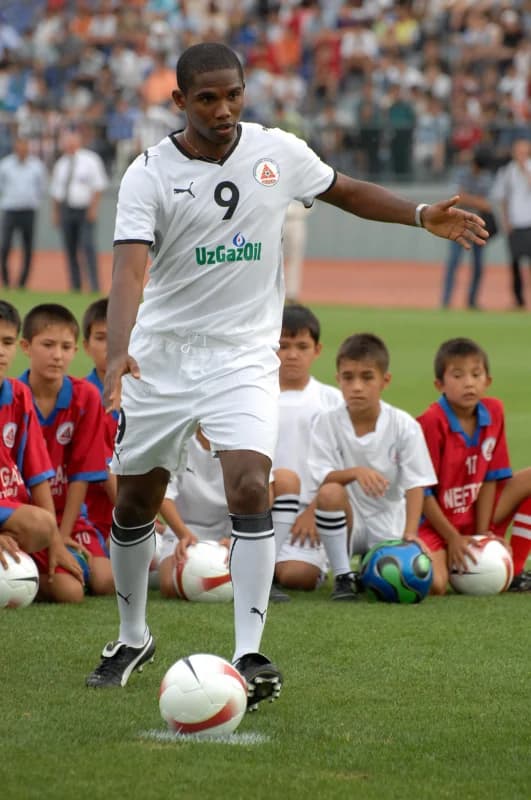 Kamerunlik futbol afsonasi - photo 12