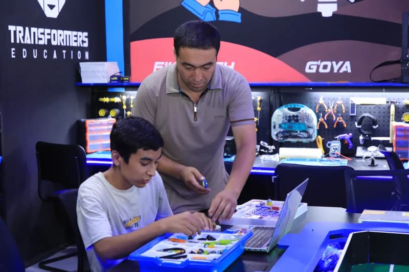 Qo‘qonda innovatsion taʼlimga xizmat qiluvchi laboratoriya foydalanishga topshirildi - фото 17