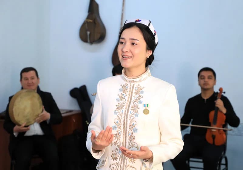 Zulfiya nomidagi Davlat mukofoti sohibasi Umurzoqova Mohlaroy Muxtorjon qizi - fotosurat 3