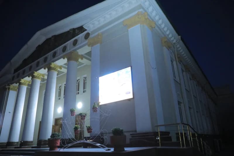 Namangan viloyati musiqali drama teatrining 95-mavsumi ochildi.
