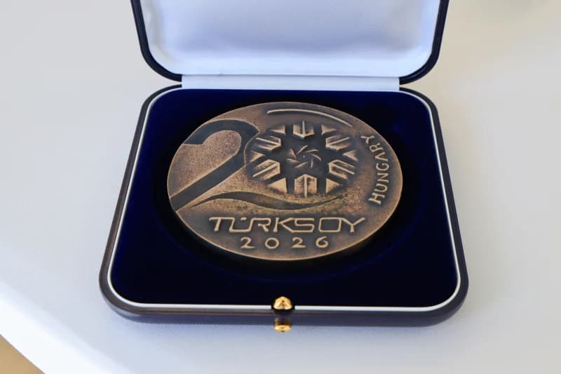 Vengriya — turkiy dunyo fotorassomlari nigohida