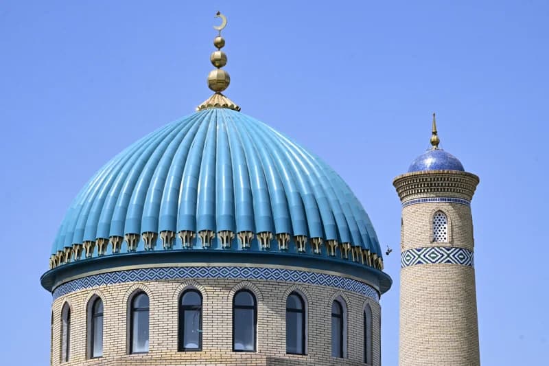 Beshmergan mahallasida joylashgan Yusuf Hamadoniy ziyoratgohi