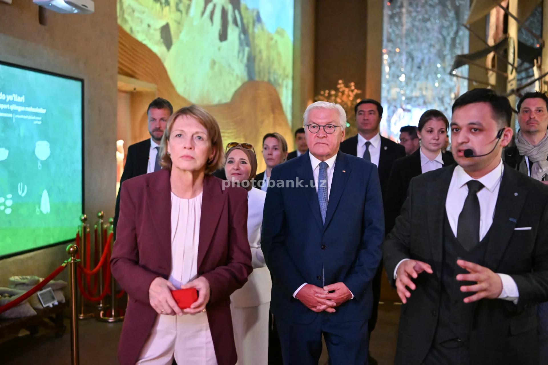 Prezident Frank-Valter Shtaynmayer muzeyga tashrif buyurdi