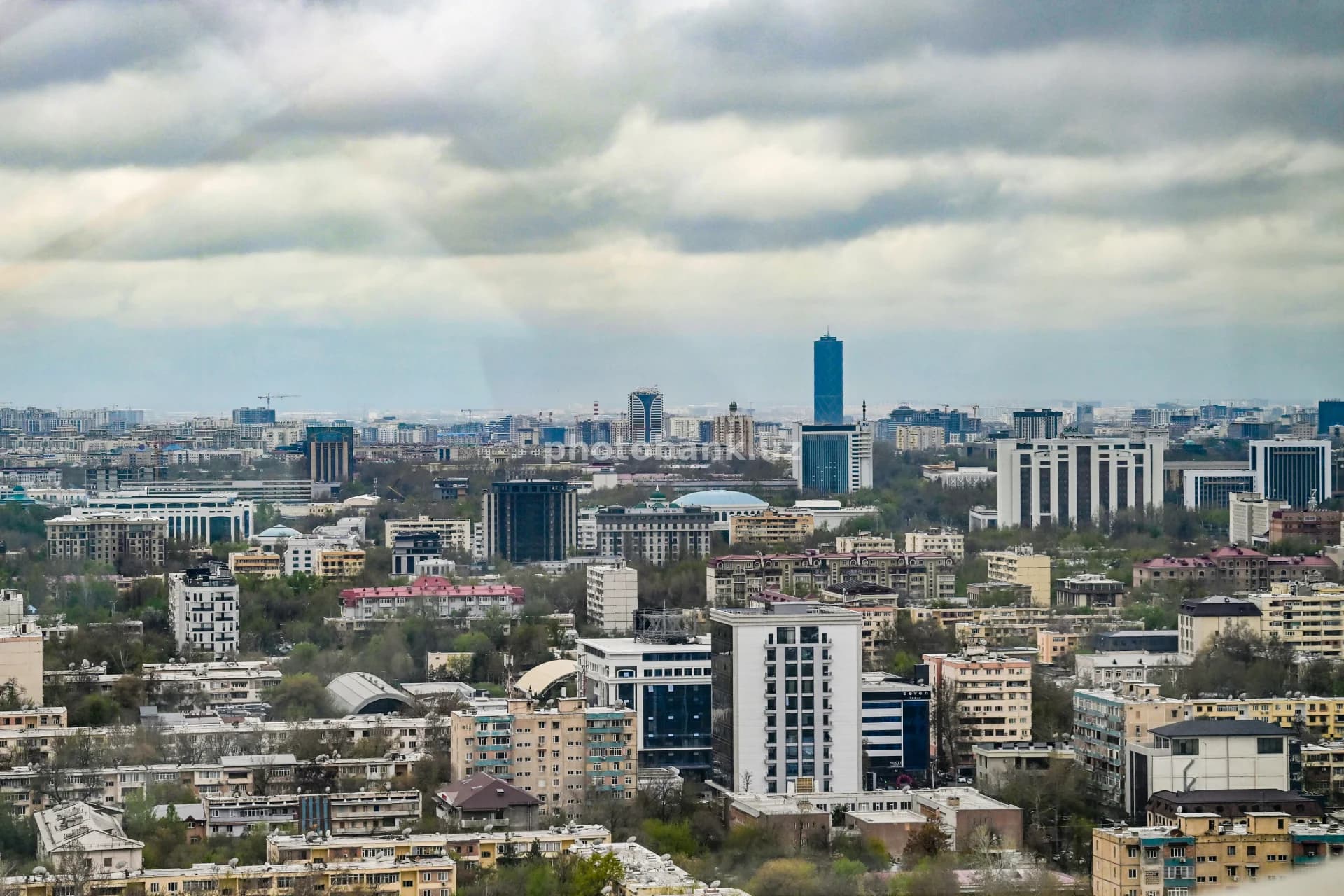 Toshkent shahri osmonining panoramali ko‘rinishi