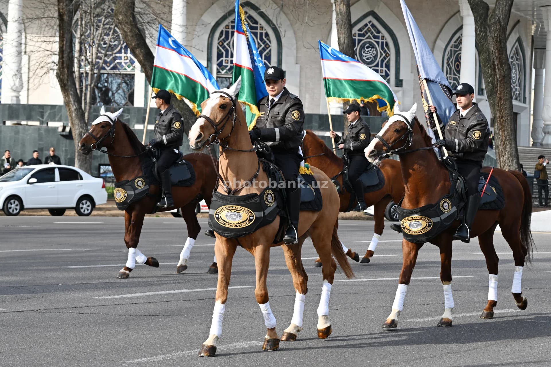 Toshkent shahrida otliq militsiya patrul xizmati