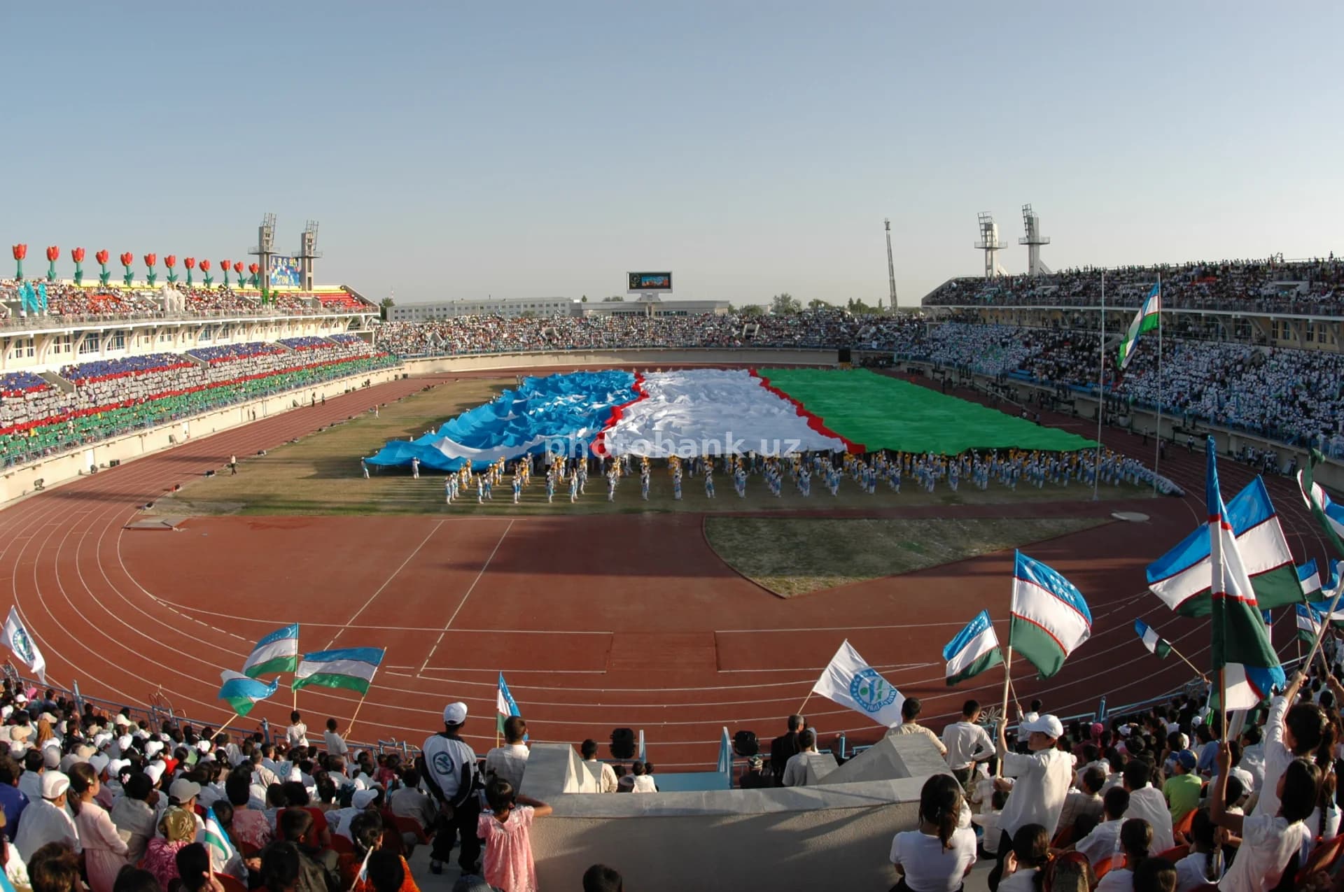 "O‘zbekiston" stadionida ommaviy tantana