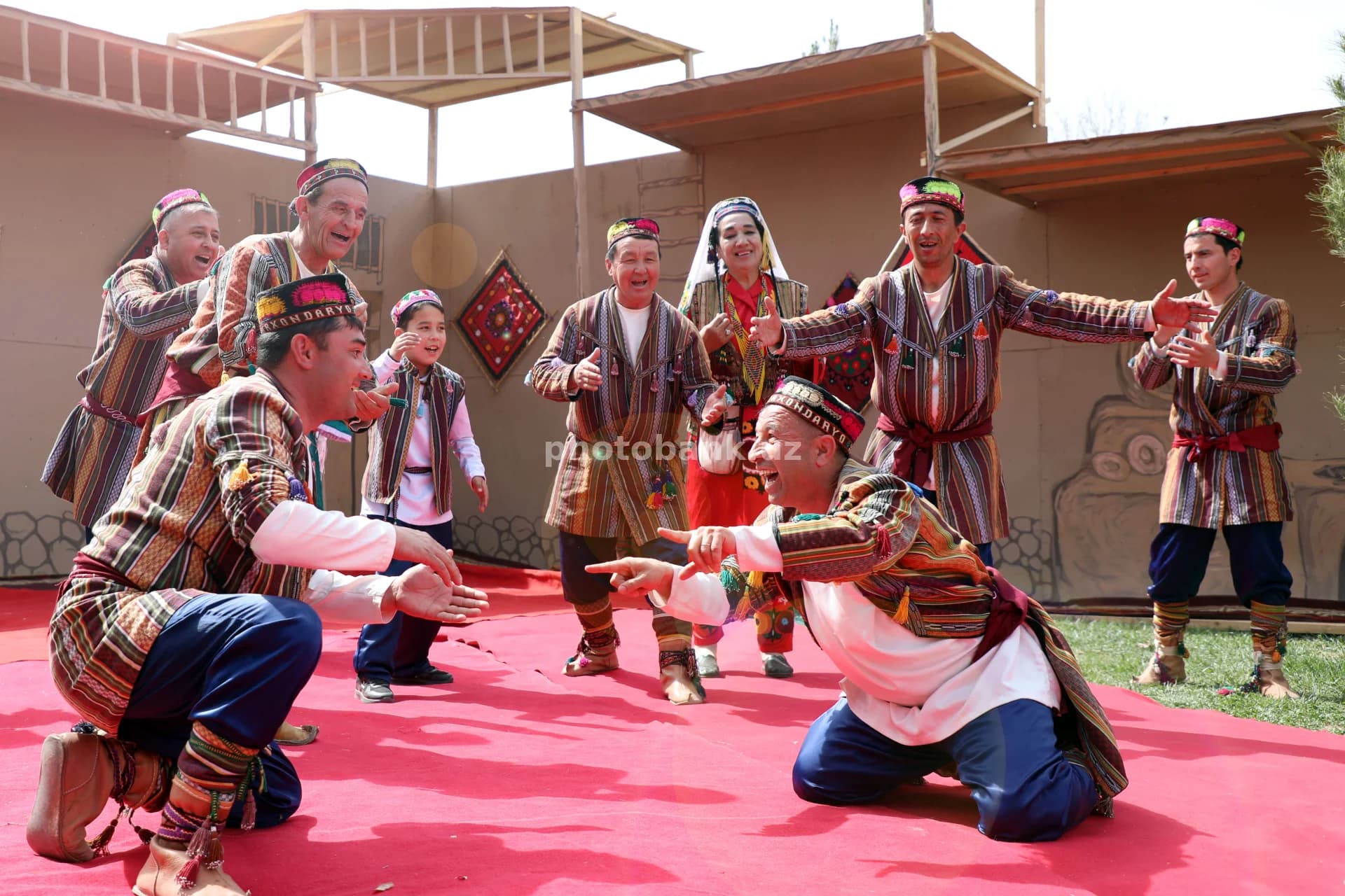 "Boysun" folklor-etnografik jamoasi