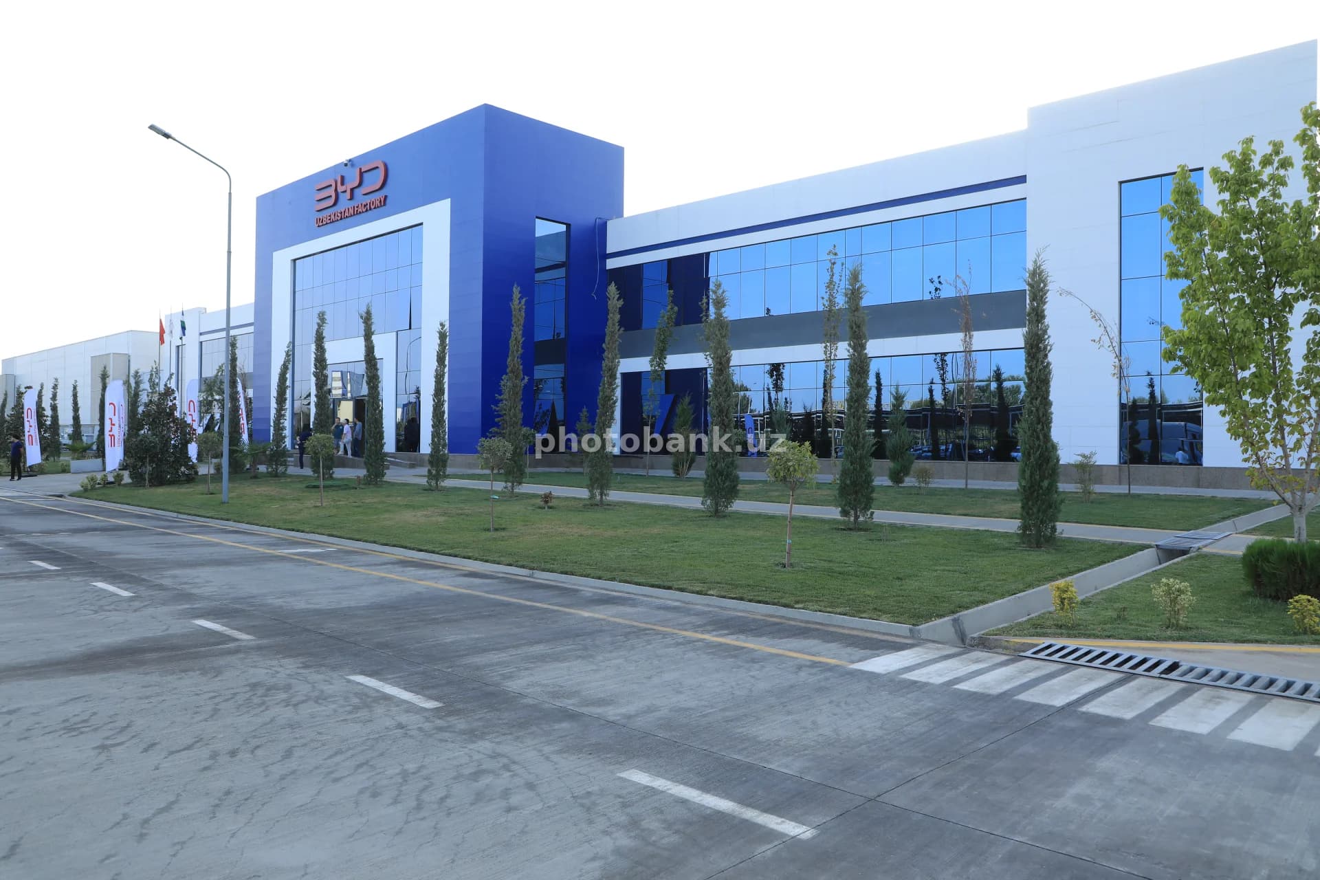 BYD Uzbekistan zavodining tashqi ko‘rinishi