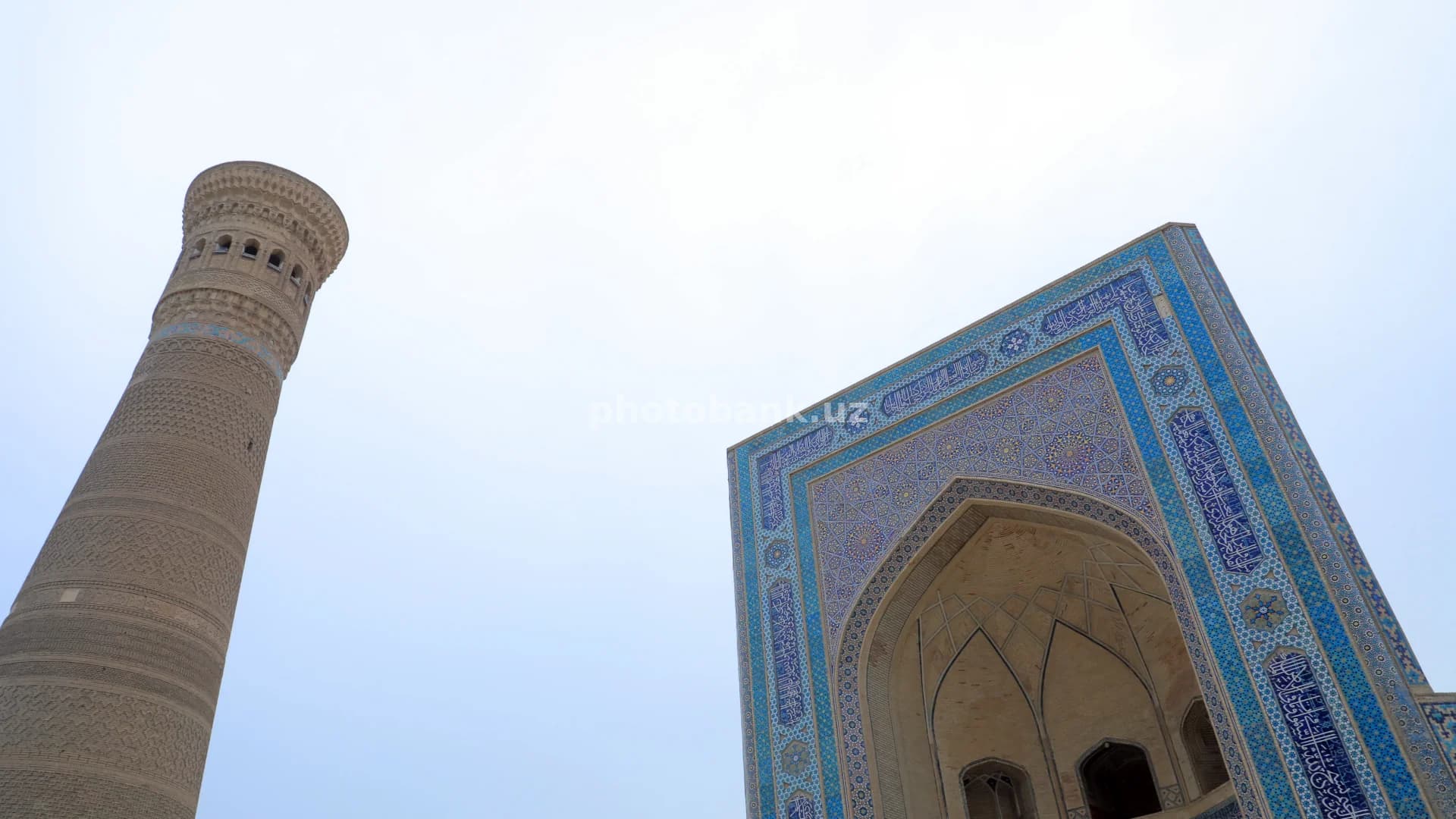 Buxorodagi Minorai Kalon va masjid