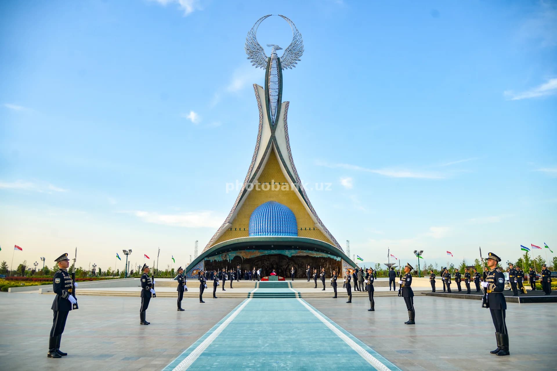 Honor Guard at New Uzbekistan Monument