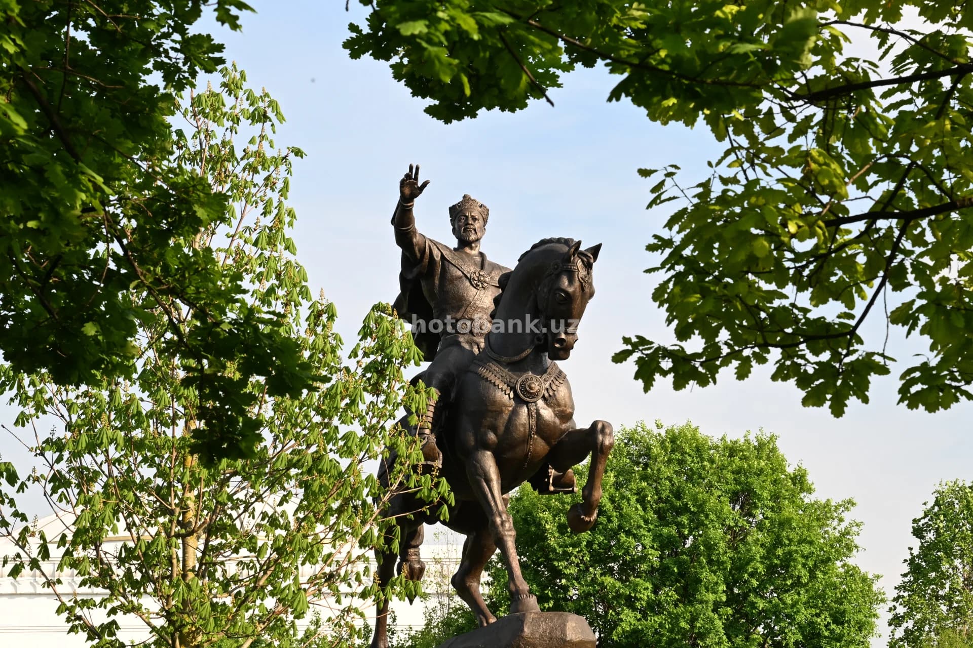 Toshkentdagi Amir Temur otliq haykali 09.04.2026