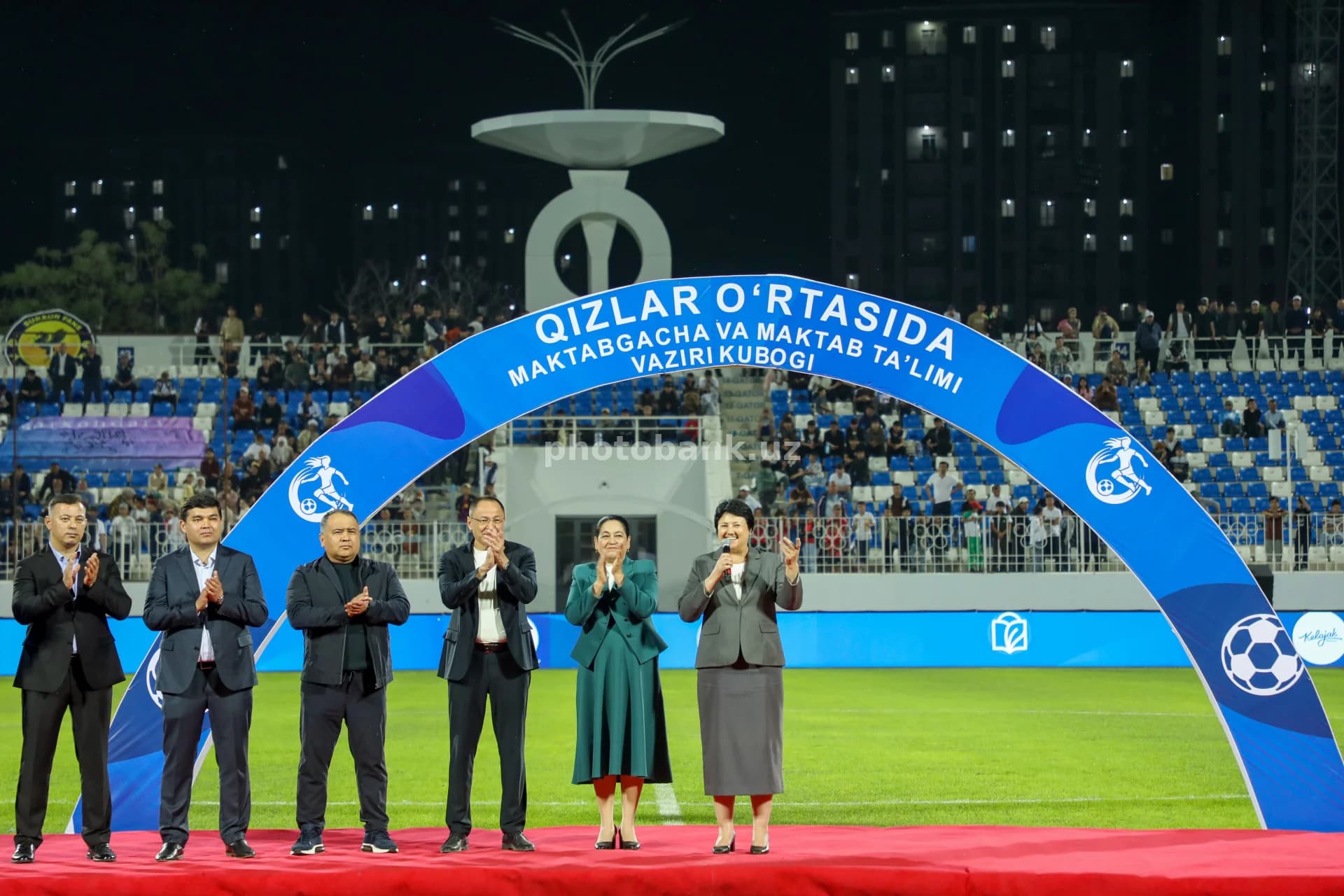 Qizlar futobli taqdirlash marosimi