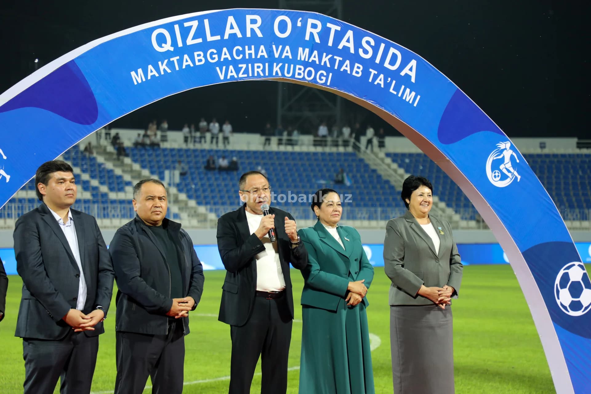 Qizlar futobli taqdirlash marosimi