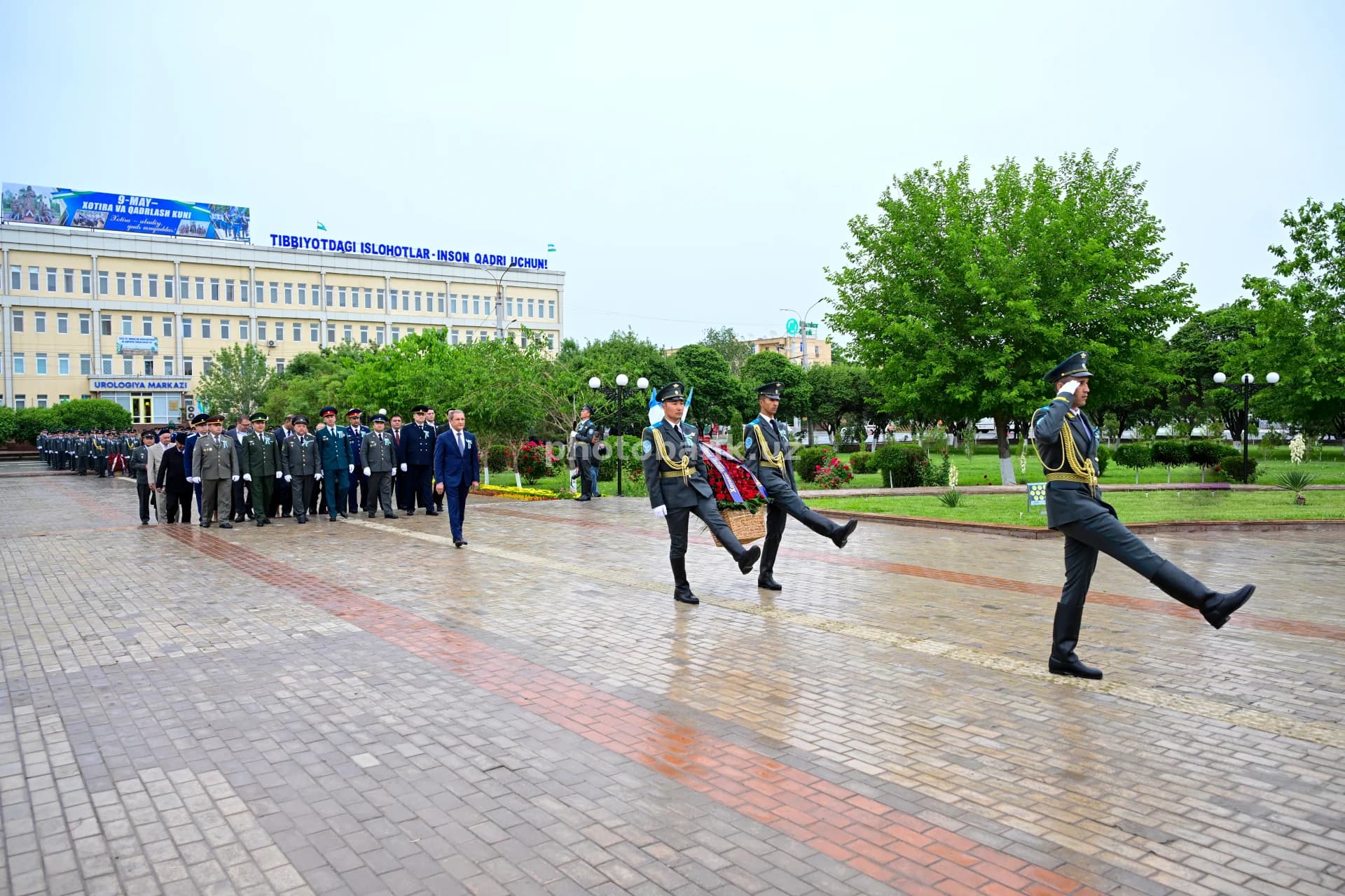 Marosim davomida faxriy qorovul marshi