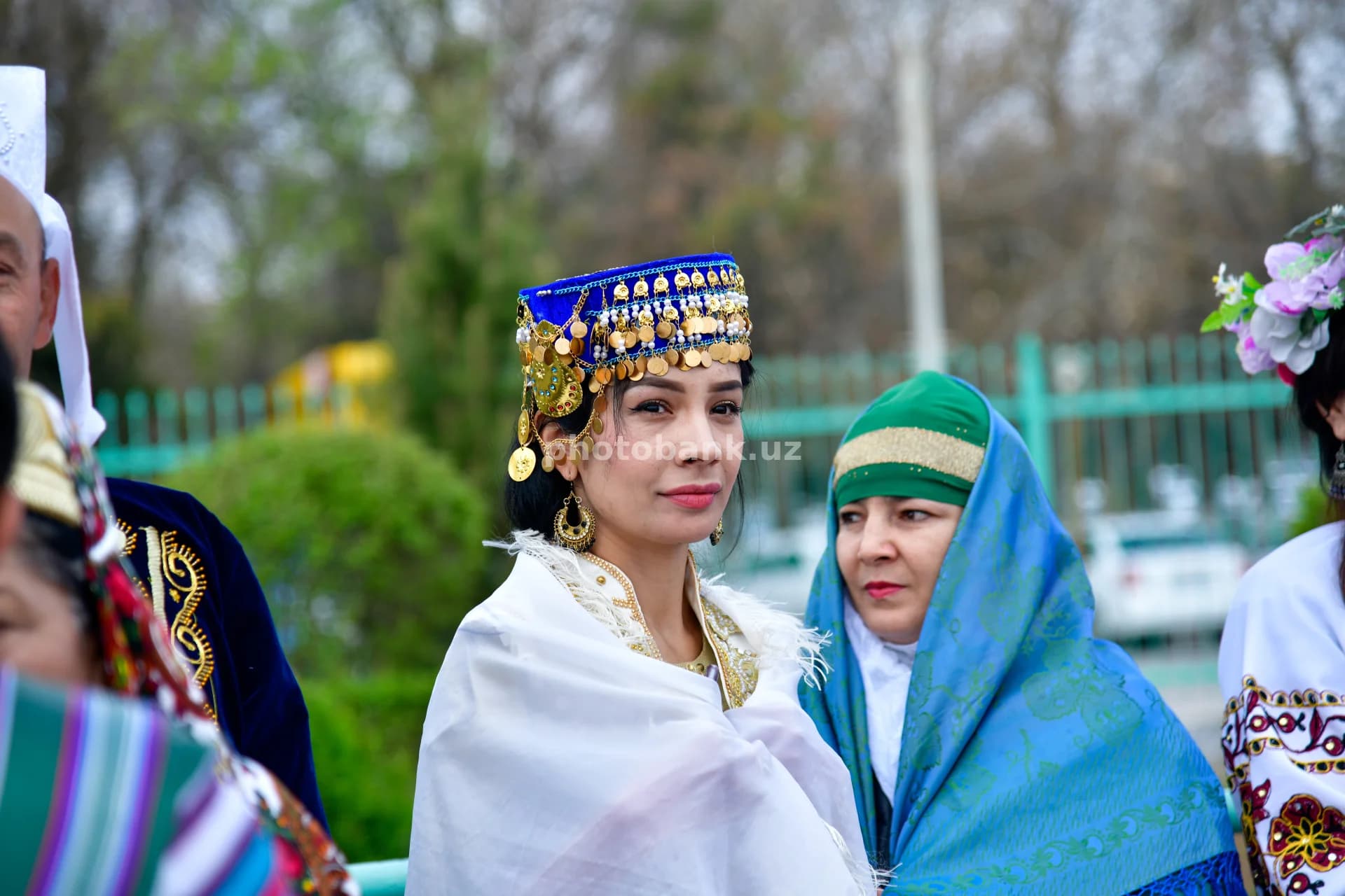 Нигохларда сехр мужассам