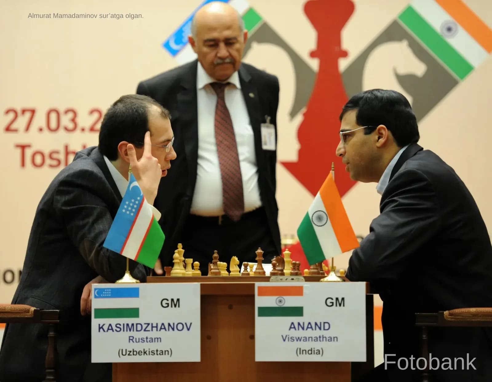 Anand va Qosimjonov uchrashuvi