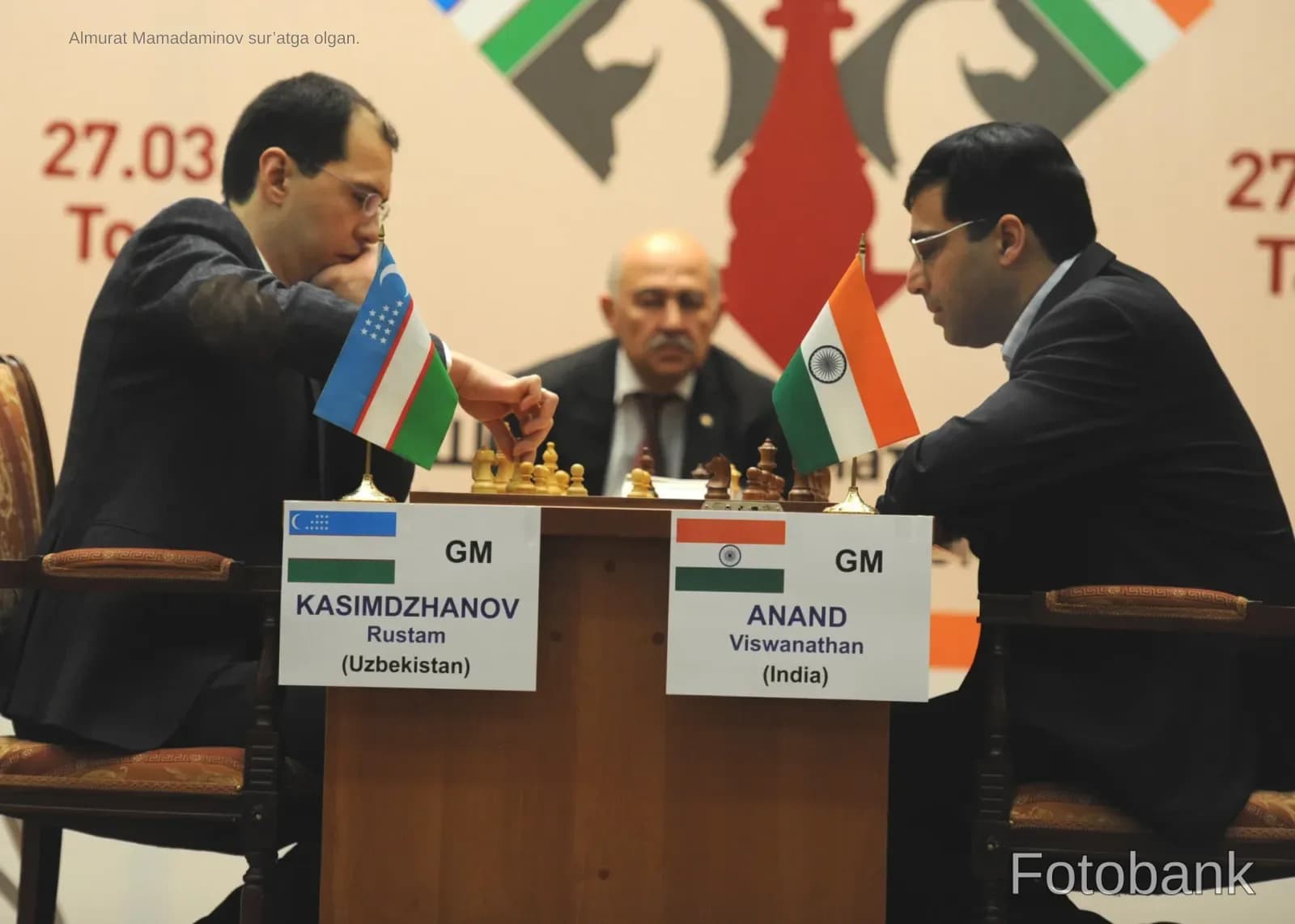 Anand va Qosimjonov uchrashuvi