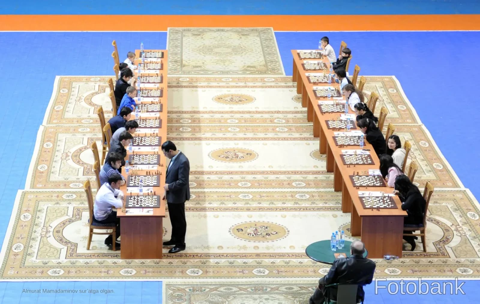 Anand va Qosimjonov uchrashuvi