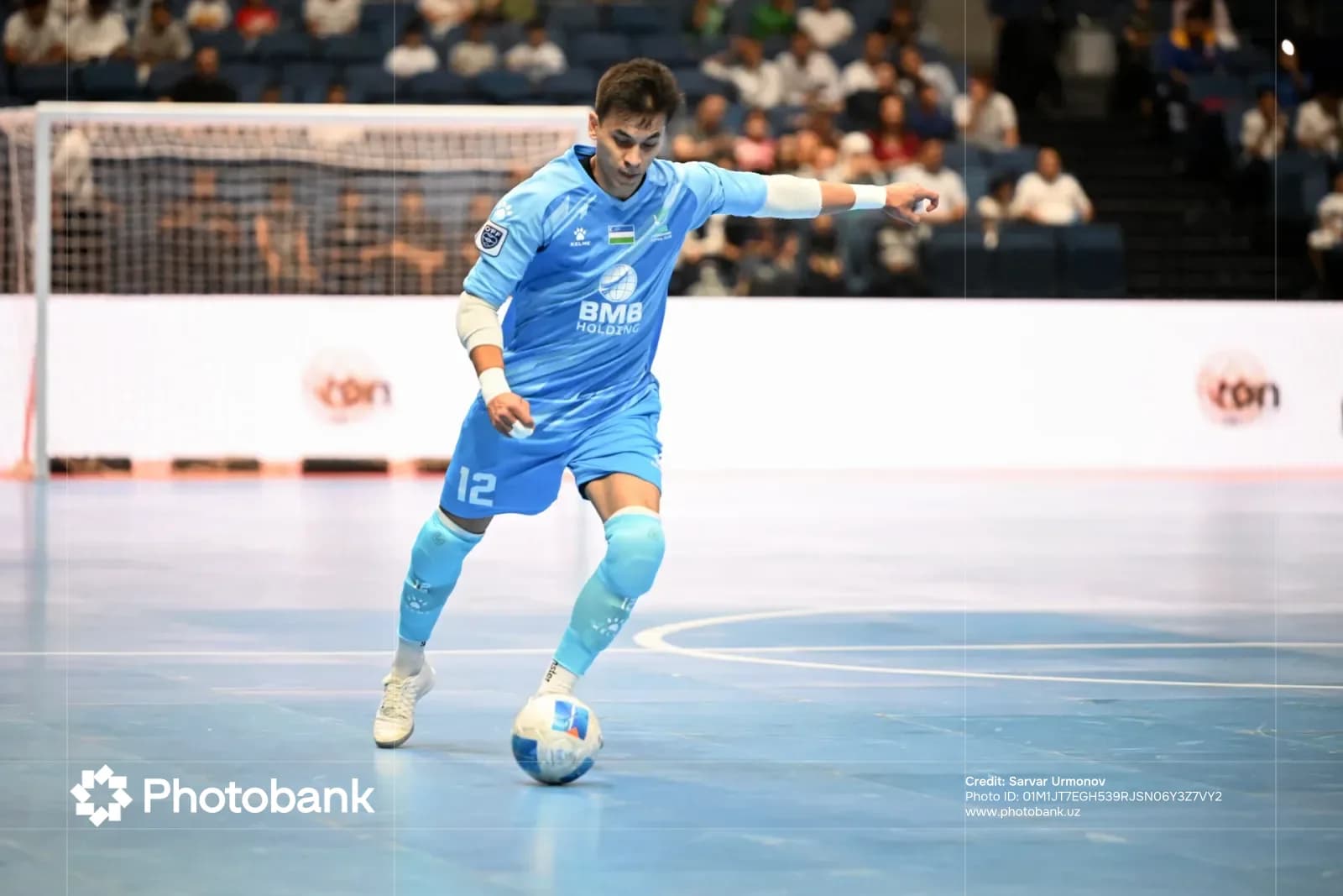 Athlete playing sport