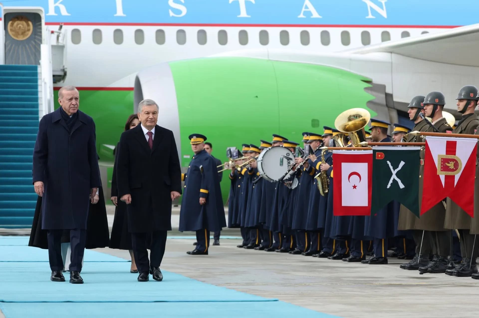 Aeroportda kutib olish