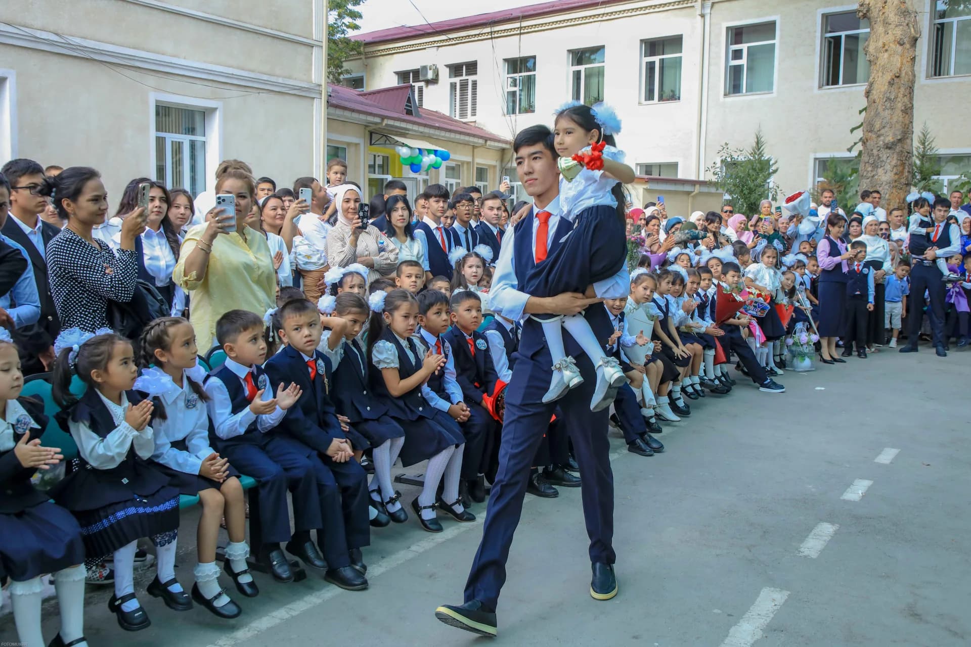 Farg‘onada yangi o‘quv yili boshlandi