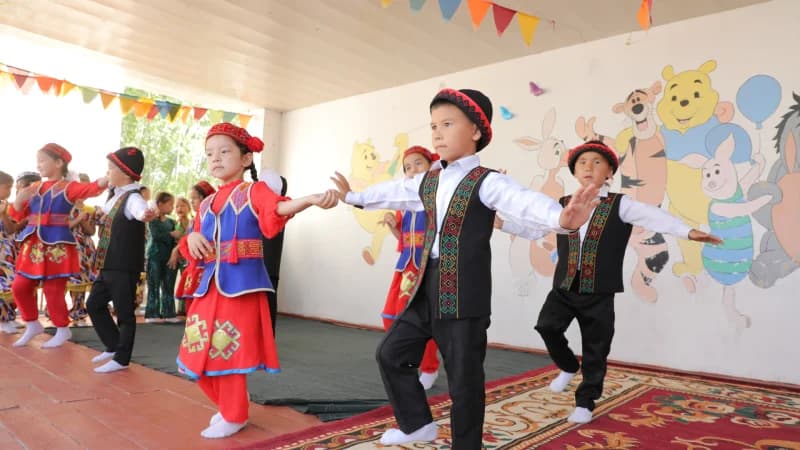 Children performing traditional folk dance
