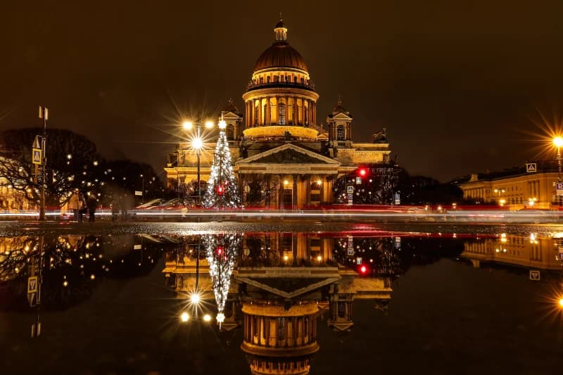 Sankt-Peterburg